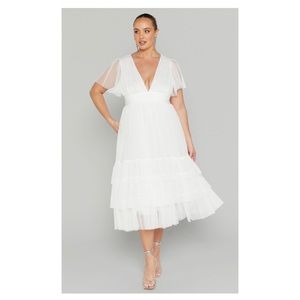 Showpo Jiraye Midaxi Dress - Flutter Sleeve Tülle Plunge Neck Dress in White